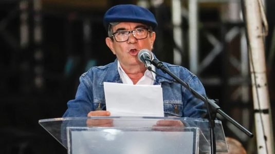 Los exjefes de las FARC reconocen su responsabilidad por reclutar menores durante el conflicto en Colombia