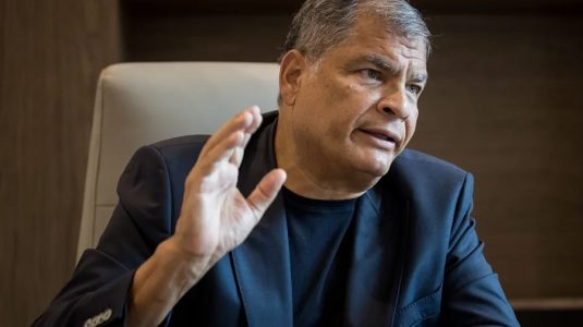 Rafael Correa exige investigar en Ecuador a Noboa, tras acusaciones del narco alias Pipo