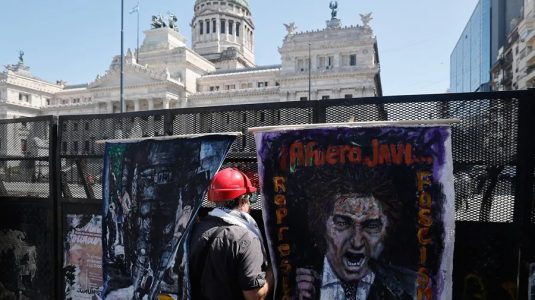 El Congreso de Argentina aprueba la reforma laboral propuesta por Javier Milei