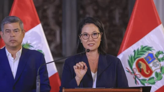 El Gobierno de Fujimori ofrece «recuperar la seguridad, destrabar el crecimiento y resultados»