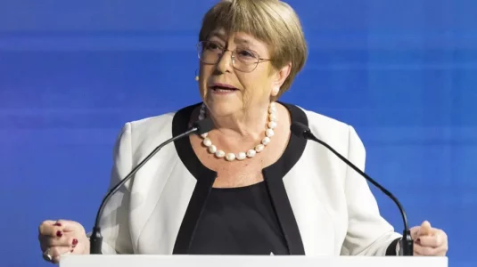 Michelle Bachelet ofrece «independencia, sin dobles estándares» en su carrera por la Secretaría de la ONU