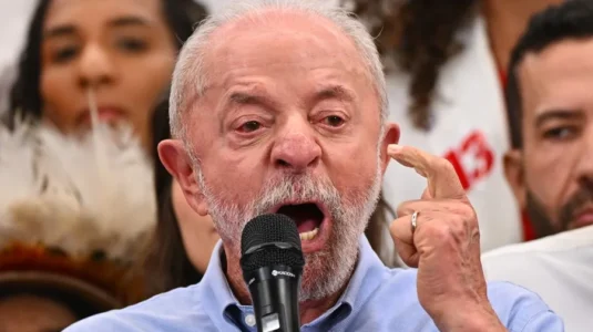 Lula cambia su estrategia para las elecciones: videoselfis para movilizar a la militancia