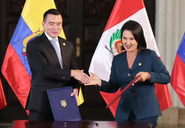 Fujimori y Noboa acuerdan una lucha conjunta de Perú y Ecuador contra el crimen organizado
