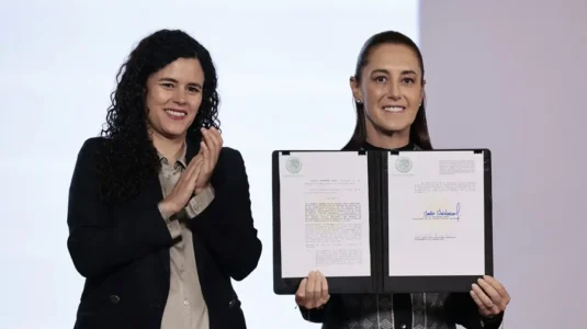 México aprueba una ley que exige nacionalidad única a los candidatos a Presidencia y gobernadores